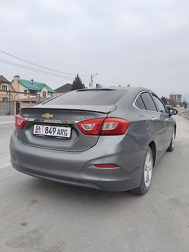 Chevrolet Cruze: 2018 г., 1.4 л, Автомат, Бензин, Седан
