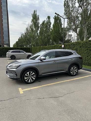 BYD Song Plus: 2024 г., 1.5 л, Гибрид, Кроссовер