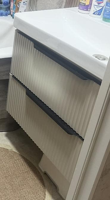 Мебель: Тумба для ванны, Новый, С раковиной, Другой материал, цвет - Бежевый — 1