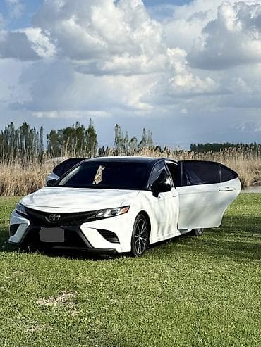 краун 2023: Toyota Camry: 2018 г., 2.5 л, Автомат, Бензин, Седан — 1