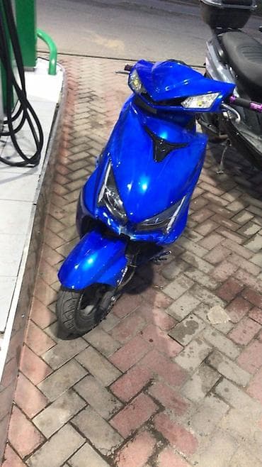 скутер m8 pro: Тип скутера M8, 160 куб. см, Бензин — 1