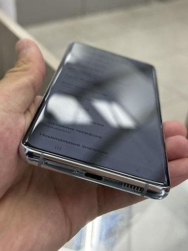 самсун с21: Samsung Galaxy S21 Ultra 5G - Корпус: стекло и металл, цвет — — 4
