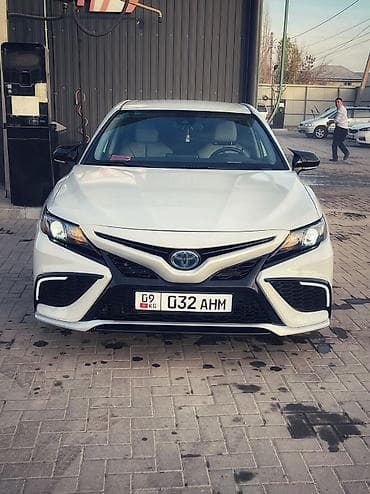 козырёк на камри: Toyota Camry: 2022 г., 2.5 л, Автомат, Гибрид, Седан — 1