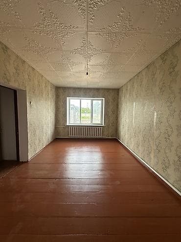 дома киргизия 1: 📍 В Сокулуке в районе Церкви от трассы 200 метров, продаётся дом на — 8