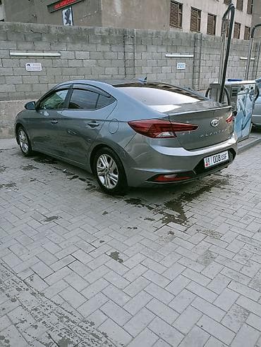 elentra: Hyundai Elantra: 2020 г., 2 л, Автомат, Бензин, Седан — 6