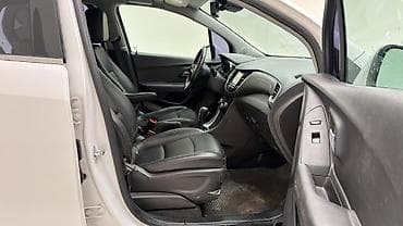 шевроле трекер: Chevrolet Trax: 2017 г., 1.4 л, Автомат, Бензин, Кроссовер — 6