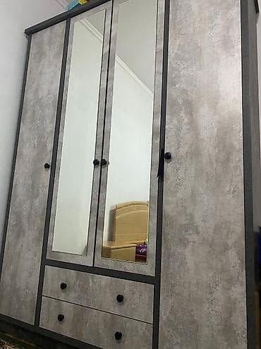 third edition solutions: Продаю шкаф 4 двери очень прочный и толстый материал качество — 2