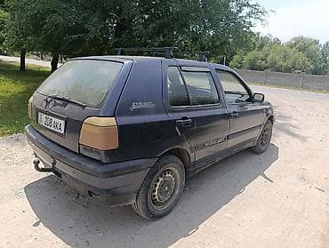 devo matiz: Volkswagen Golf: 1993 г., 1.6 л, Механика, Бензин, Хэтчбэк — 3