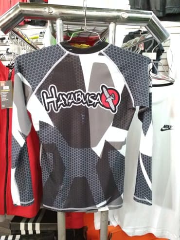 добок для тхэквондо бишкек: HAYABUSA рашгарды Качество: Комфорт в каждом движении! Размеры: в — 2