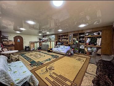 бишкек дом с магазином: ПРОДАЁТСЯ : ДОМ САРУЙСКАЯ / ВАСИЛЬЕВА На участке два дома Общая — 6