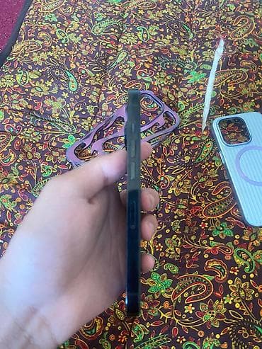 iphone adapter: IPhone 14 Pro, Б/у, 128 ГБ, Черный, Чехол, 90 % — 2