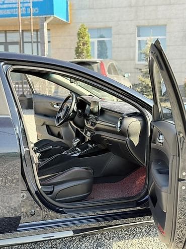 kia sit: Kia K3: 2020 г., 1.6 л, Хэтчбэк — 10