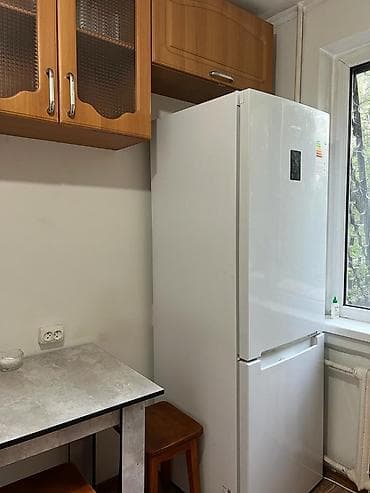 center: 3 комнаты, 58 м², 104 серия, 2 этаж, Старый ремонт — 2