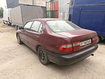 platz vitz: Toyota Carina E: 1994 г., Бензин, Седан — 4