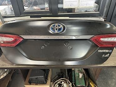 крышка багажника camry 70: Крышка багажника Toyota, Оригинал — 1