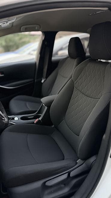 карол: Toyota Corolla: 2021 г., 1.8 л, Вариатор, Гибрид, Седан — 6