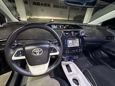 prius: Toyota Prius: 2016 г., 1.8 л, Вариатор, Гибрид, Хэтчбэк — 8