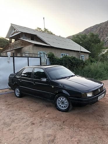 тактический очки: Volkswagen Passat: 1988 г., 1.8 л, Механика, Бензин, Седан — 1