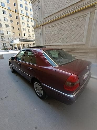 sprinter 4 4: Mercedes-Benz C-Class: 1995 г., Бензин, Седан — 2