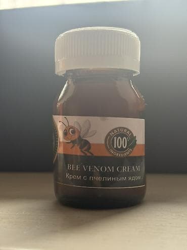 пчелка для суставов отзывы: Крем с пчелиным ядом Bee Venom Cream - Формат: баночка из тёмного — 1