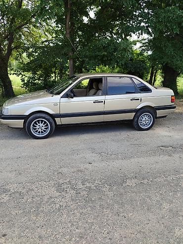 android teyes cc3: Volkswagen Passat: 1988 г., 1.8 л, Механика, Газ, Седан — 1