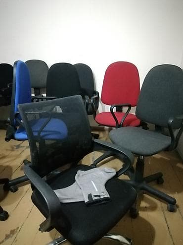 Стул офисный компьютерный