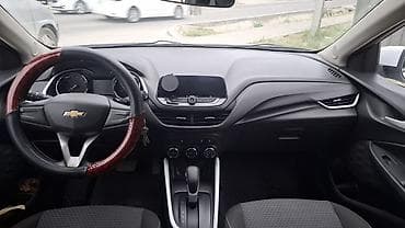 chevrolet onyx: Chevrolet Onix: 2020 г., 1 л, Автомат, Бензин, Седан — 5