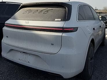 рысь: Lixiang L6: 2025 г., 1.5 л, Гибрид, Кроссовер — 2