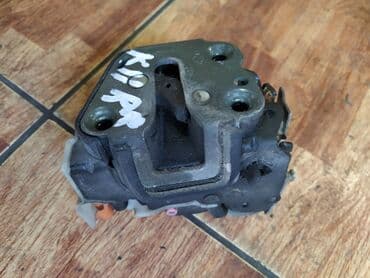 Nissan March K11 центральный замок, Ниссан Марч К11 дверной замок