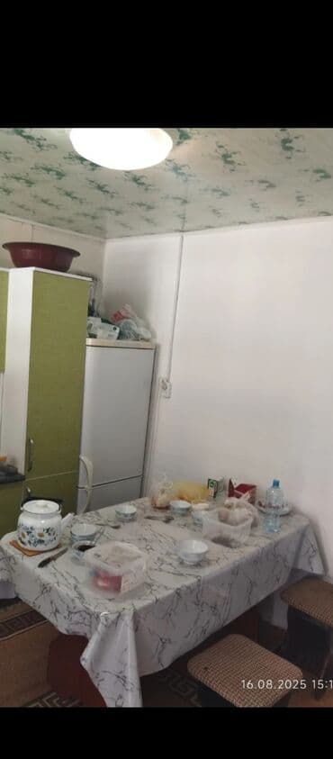 сары ой котедж: 60 м², 3 комнаты, Забор, огорожен — 3