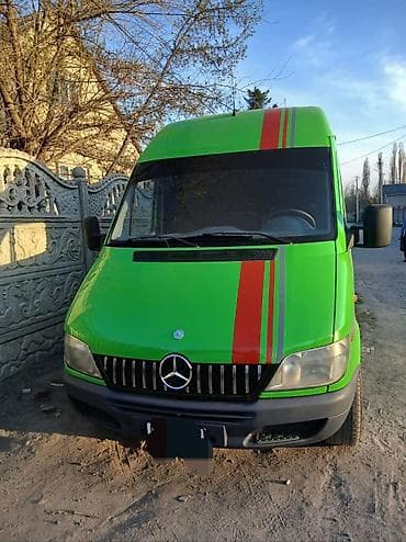 wuling mini ev: Легкий грузовик, Mercedes-Benz, Стандарт — 2