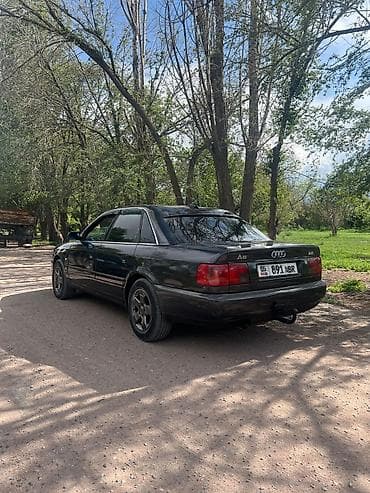 освещение авто: Audi A6: 1995 г., 2.6 л, Механика, Бензин, Седан — 4