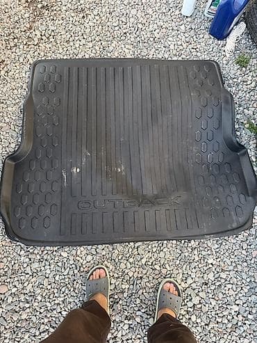 коврик на субару: Родные Резиновые Полики Для багажника Subaru, цвет - Черный, Новый, Самовывоз, Платная доставка — 1