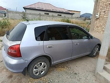 бюджетные авто: Honda Civic: 2001 г., 1.5 л, Автомат, Бензин, Хэтчбэк — 4