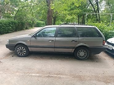 Volkswagen Passat Variant: 1992 г., 1.8 л, Механика, Бензин, Универсал