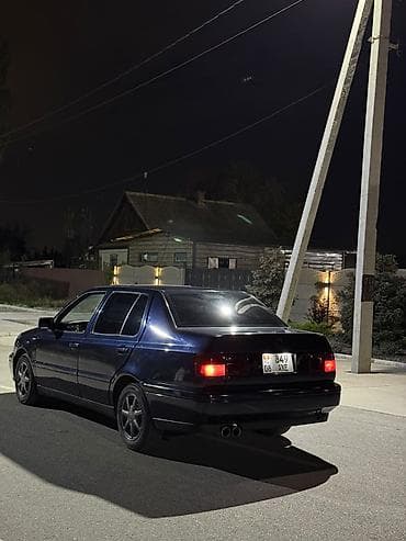 jak авто: Volkswagen Vento: 1998 г., 2 л, Механика, Бензин, Седан — 3