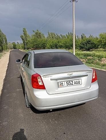 бишкек мотоцикл: Chevrolet Lacetti: 2010 г., 1.6 л, Кол менен иштөөчү, Бензин — 3