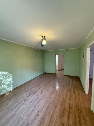 дом деревянный: 3 комнаты, 64 м², Индивидуалка, 1 этаж, Старый ремонт — 2