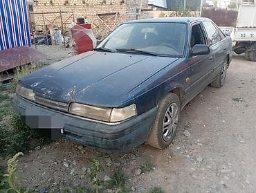 Mazda 626: 1990 г., 1.8 л, Механика, Бензин, Седан — 1