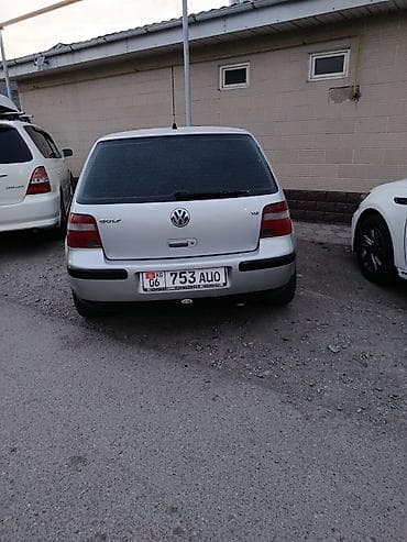 Volkswagen Golf: 2003 г., 1.6 л, Механика, Бензин, Хэтчбэк — 2