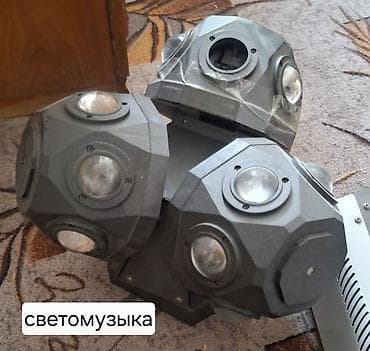 вокальный микрофон: Продается аппаратура: 2 динамика jbl, микшерный пульт, светомузыка — 6