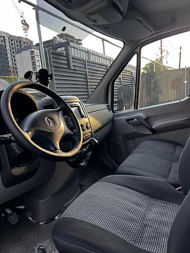 развал спринтер: Грузовой фургон Mercedes‑Benz Sprinter (бортовой номер на фото) — 3