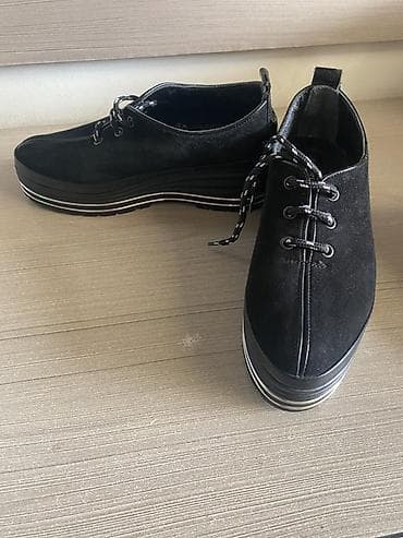 кара шым: Черные женские полуботинки на толстой платформе. - Материал верха — 1