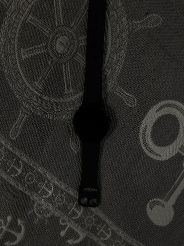 apple watch series 5 цена: Смарт-часы в черном цвете с круглым корпусом и силиконовым ремешком — 1