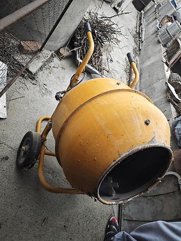 Бетономешалка Гравитационная, Малая (менее 150 л), Б/у