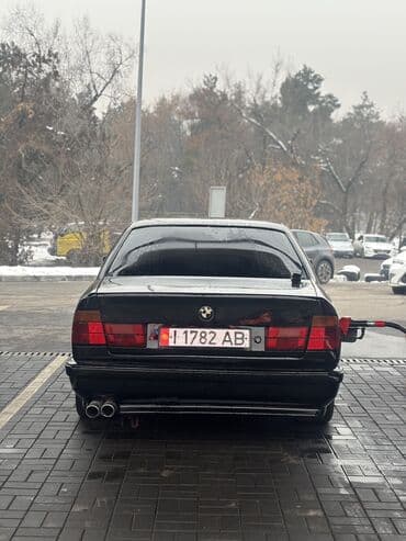 чехол на бмв: BMW 5 series: 1992 г., 2.5 л, Механика, Бензин, Седан — 5