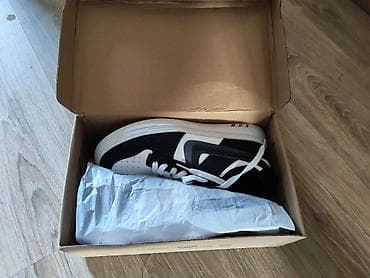 nike tech flece: Кроссовки низкие, черно-белые, повседневные - Стиль: классический — 1