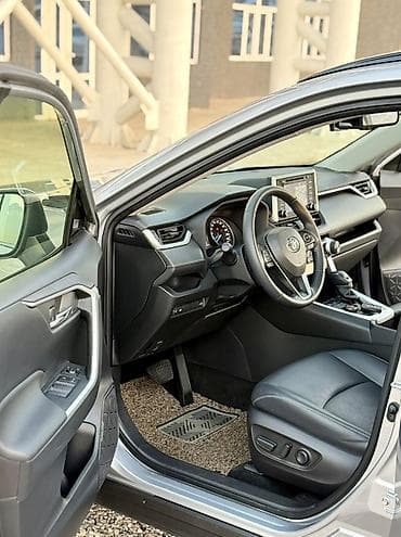 Продажа авто: Toyota RAV4: 2022 г., 2.5 л, Автомат, Гибрид, Кроссовер — 8