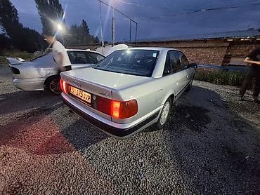 бмв е 60 салон: Audi 100: 1993 г., 2.6 л, Механика, Бензин, Седан — 5