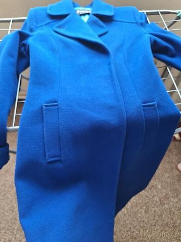 каракол одежды: Пальто почти новое размер 36, советский 42 — 10